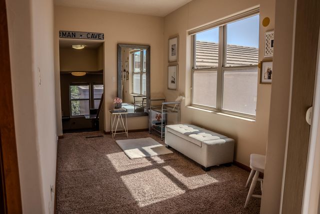 323 Nuevo Hacienda Lane NW, Los Ranchos, NM 87107
