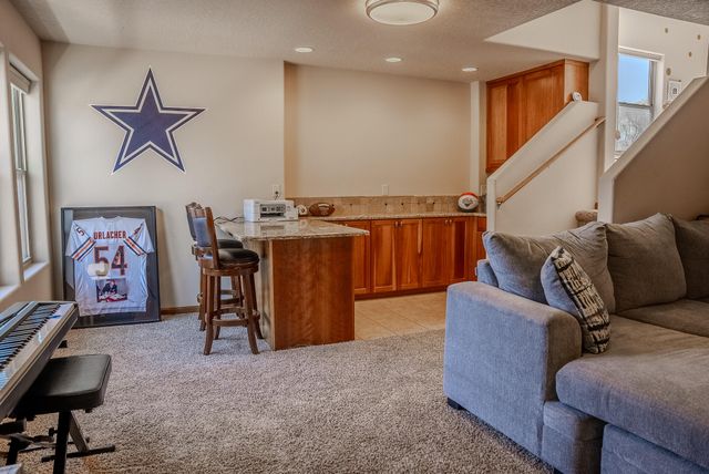 323 Nuevo Hacienda Lane NW, Los Ranchos, NM 87107