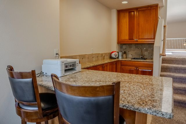 323 Nuevo Hacienda Lane NW, Los Ranchos, NM 87107