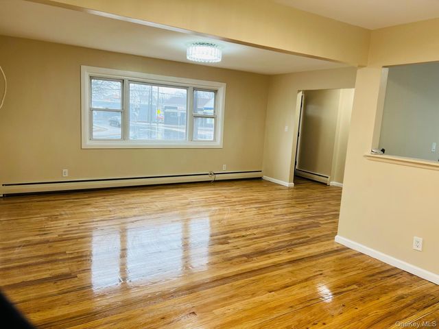 83 Gibson Boulevard, Valley Stream, NY 11581