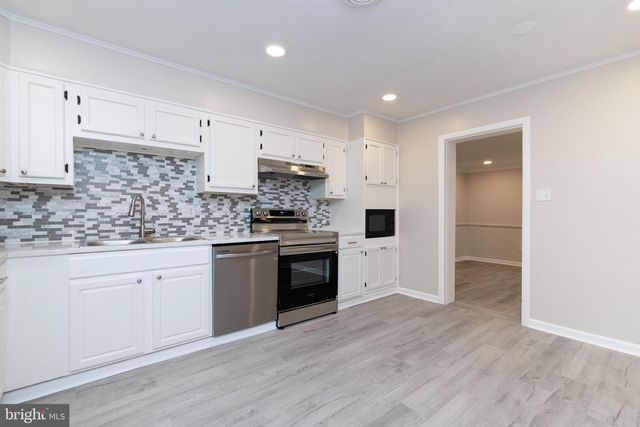 6731 MIDDLE RD, Middletown, VA 22645