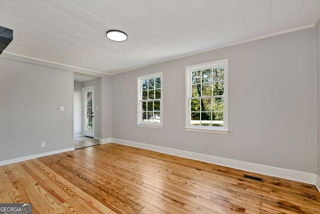 90 County Farm Road, Jefferson, GA 30549