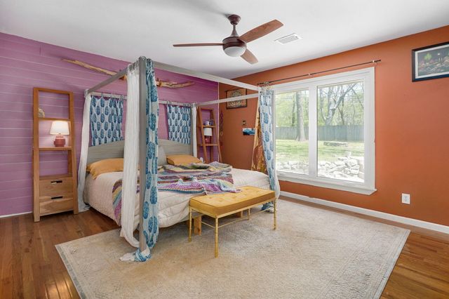1250 S Farm Road 205, Springfield, MO 65809