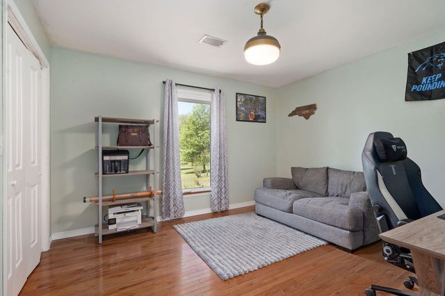 1250 S Farm Road 205, Springfield, MO 65809