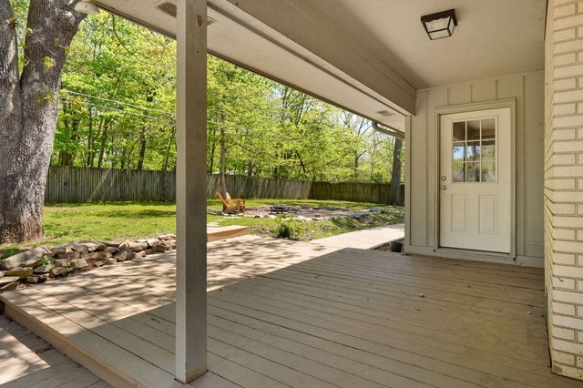 1250 S Farm Road 205, Springfield, MO 65809