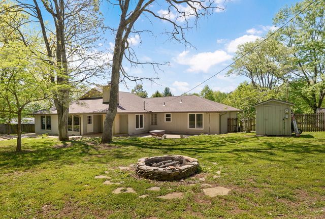 1250 S Farm Road 205, Springfield, MO 65809