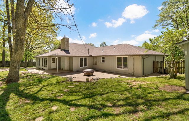 1250 S Farm Road 205, Springfield, MO 65809