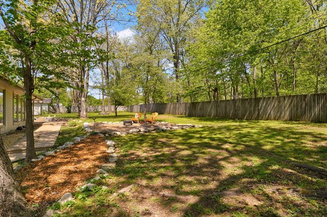 1250 S Farm Road 205, Springfield, MO 65809