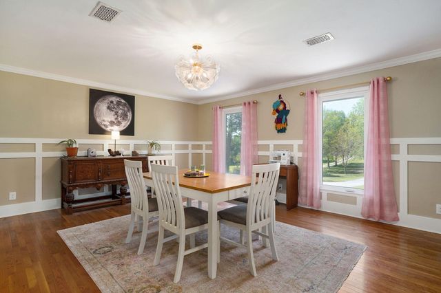 1250 S Farm Road 205, Springfield, MO 65809