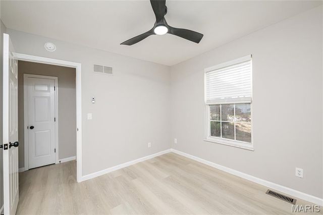 1298 Golden Gate Lane, St Peters, MO 63376
