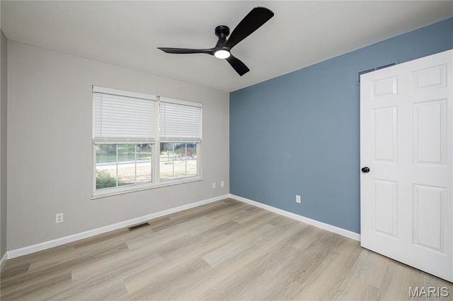 1298 Golden Gate Lane, St Peters, MO 63376