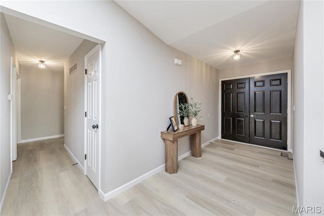 1298 Golden Gate Lane, St Peters, MO 63376