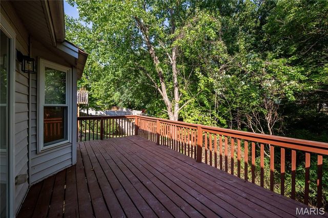 1298 Golden Gate Lane, St Peters, MO 63376