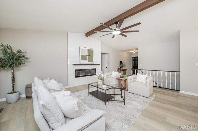 1298 Golden Gate Lane, St Peters, MO 63376