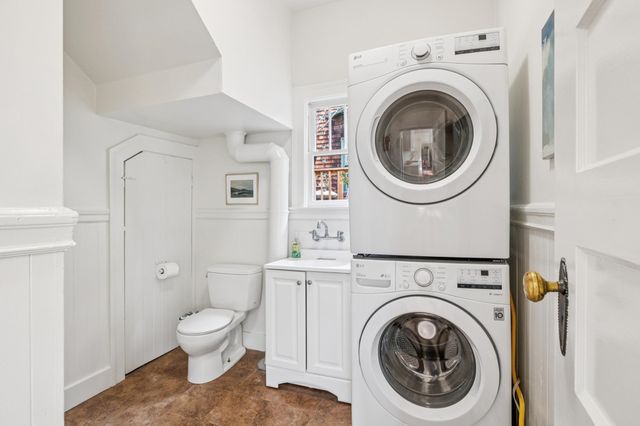 2012 2012 Rose St, Berkeley, CA 94709