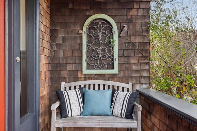 2012 2012 Rose St, Berkeley, CA 94709