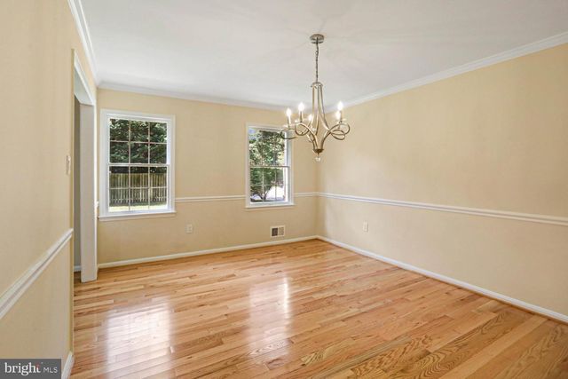5705 SUGARBUSH LN, Rockville, MD 20852
