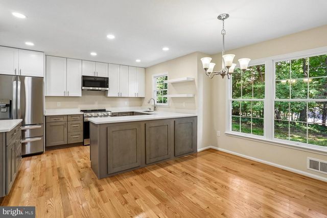 5705 SUGARBUSH LN, Rockville, MD 20852