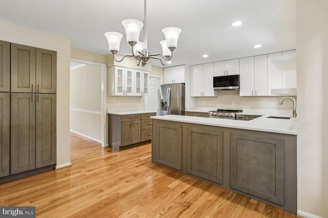 5705 SUGARBUSH LN, Rockville, MD 20852