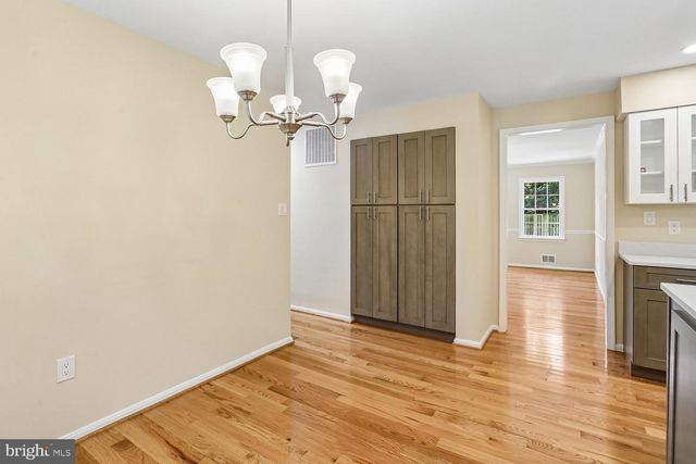 5705 SUGARBUSH LN, Rockville, MD 20852