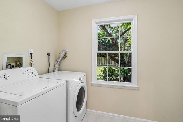 5705 SUGARBUSH LN, Rockville, MD 20852