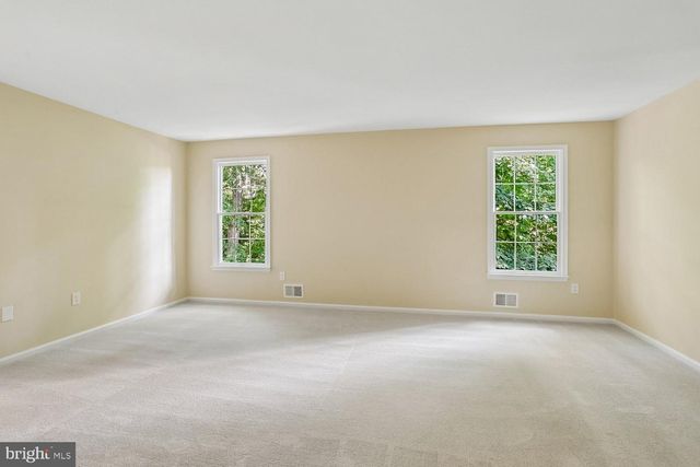 5705 SUGARBUSH LN, Rockville, MD 20852