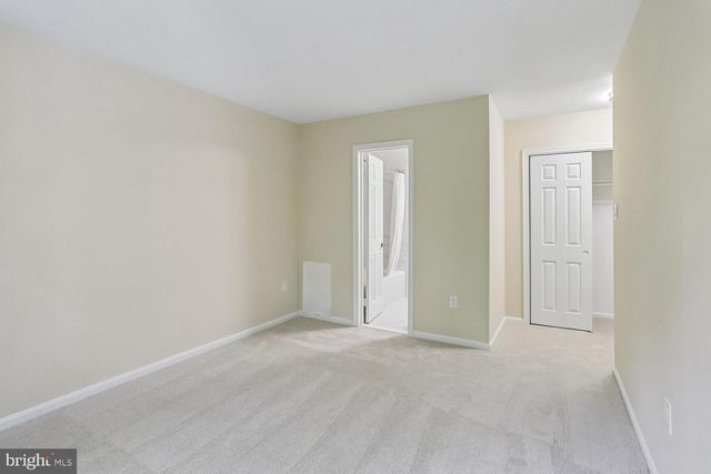 5705 SUGARBUSH LN, Rockville, MD 20852