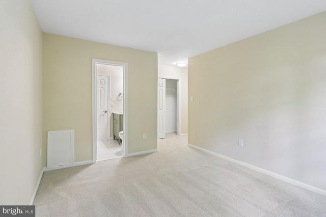 5705 SUGARBUSH LN, Rockville, MD 20852