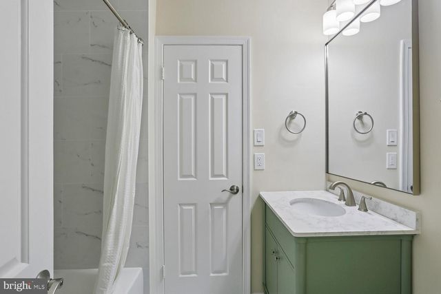 5705 SUGARBUSH LN, Rockville, MD 20852