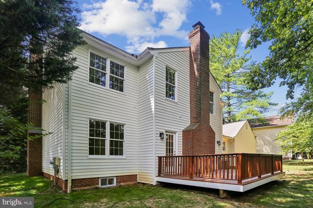 5705 SUGARBUSH LN, Rockville, MD 20852