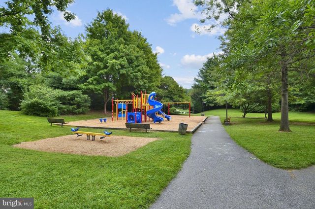 5705 SUGARBUSH LN, Rockville, MD 20852