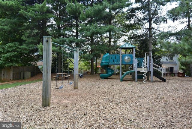 5705 SUGARBUSH LN, Rockville, MD 20852