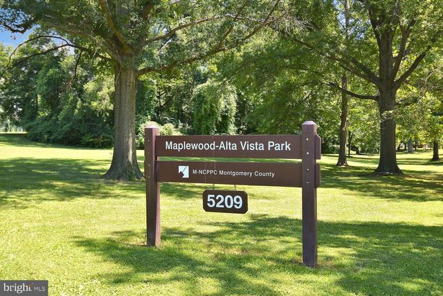 5705 SUGARBUSH LN, Rockville, MD 20852