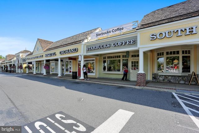 5705 SUGARBUSH LN, Rockville, MD 20852