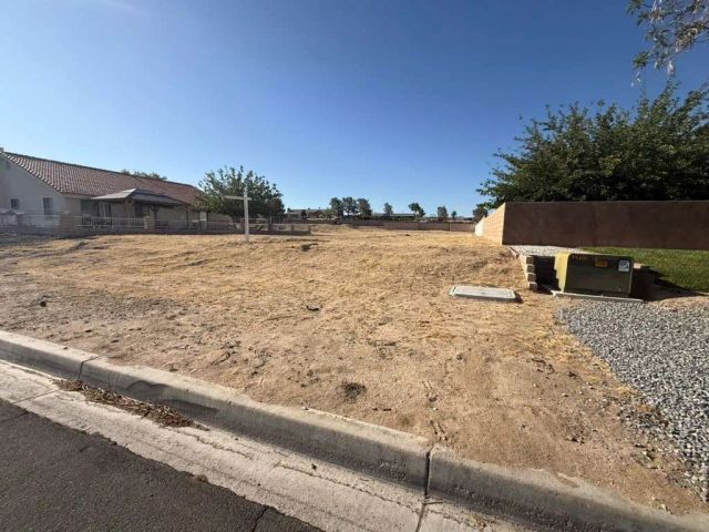 13799 Windward, Helendale, CA 92342
