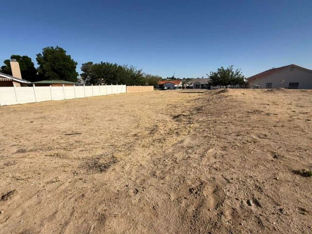 13799 Windward, Helendale, CA 92342