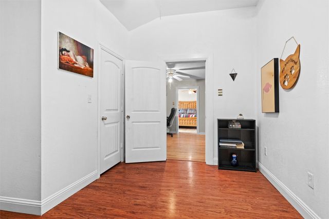 5325 trentman Street, Fort Worth, TX 76119