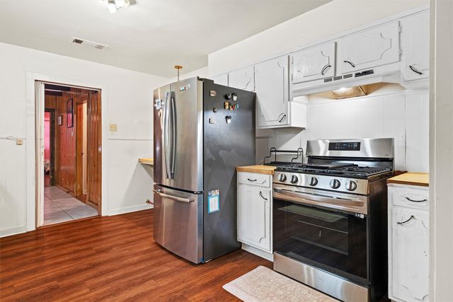 5325 trentman Street, Fort Worth, TX 76119