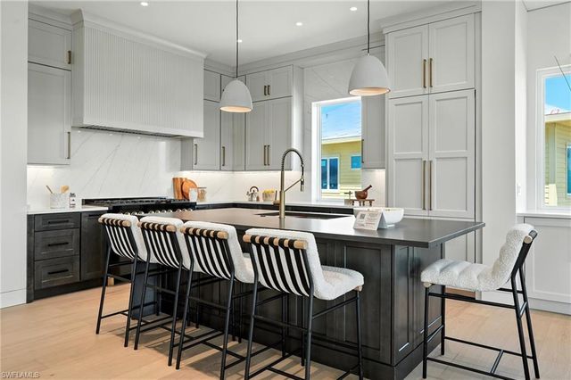 306 Seminole WAY, Fort Myers Beach, FL 33931