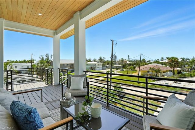 306 Seminole WAY, Fort Myers Beach, FL 33931