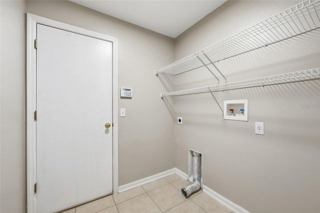 539 GRANITE CIRCLE, Chuluota, FL 32766