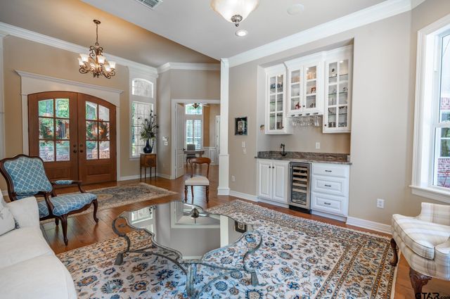 3402 Ridge Bluff, Tyler, TX 75707