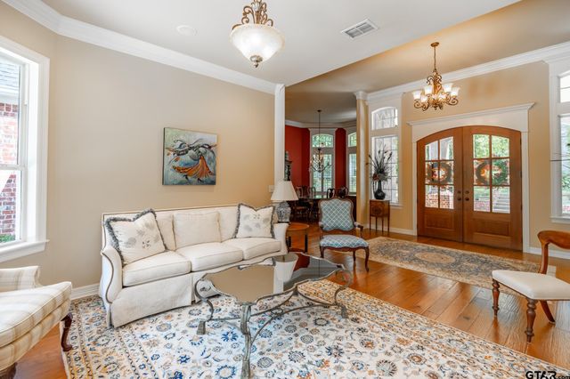 3402 Ridge Bluff, Tyler, TX 75707