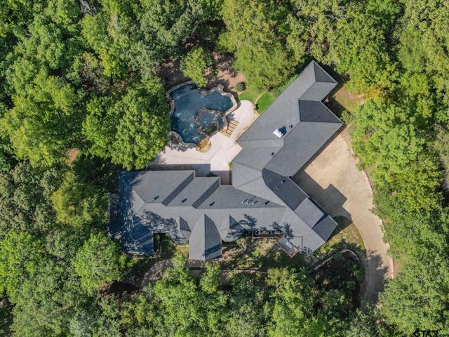 3402 Ridge Bluff, Tyler, TX 75707
