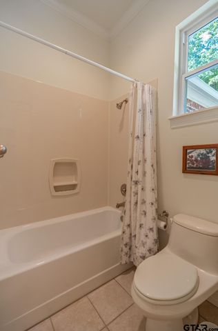 3402 Ridge Bluff, Tyler, TX 75707