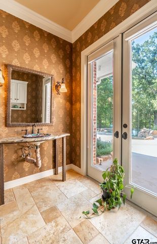 3402 Ridge Bluff, Tyler, TX 75707