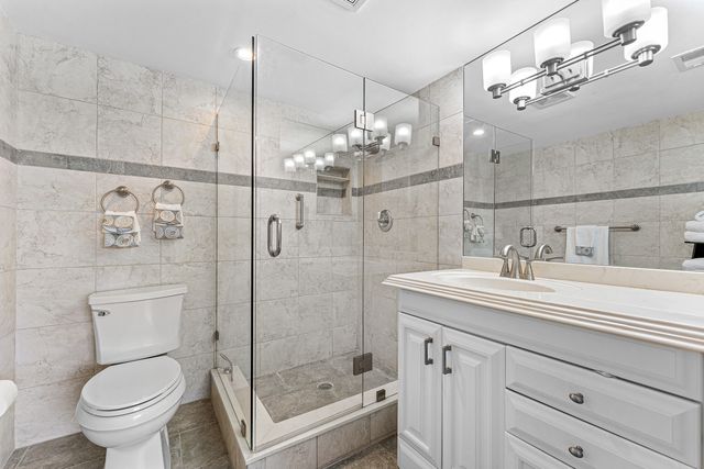 1160 Hillsboro Mile 205, Hillsboro Beach, FL 33062