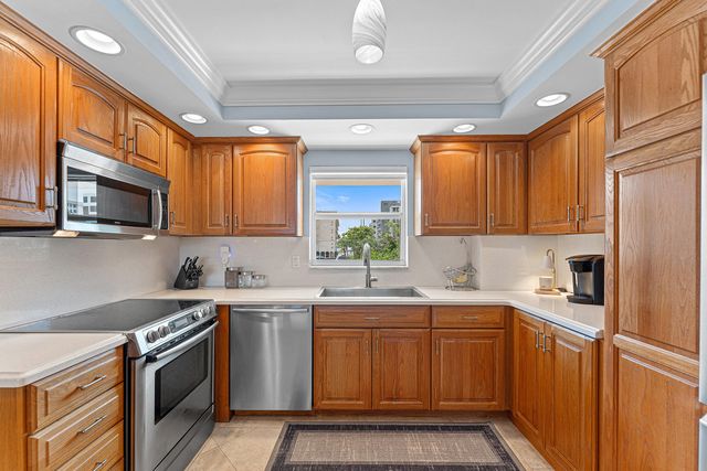 1160 Hillsboro Mile 205, Hillsboro Beach, FL 33062
