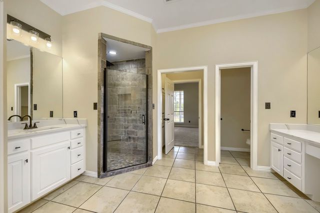 201 N Garza Road, Shady Shores, TX 76208