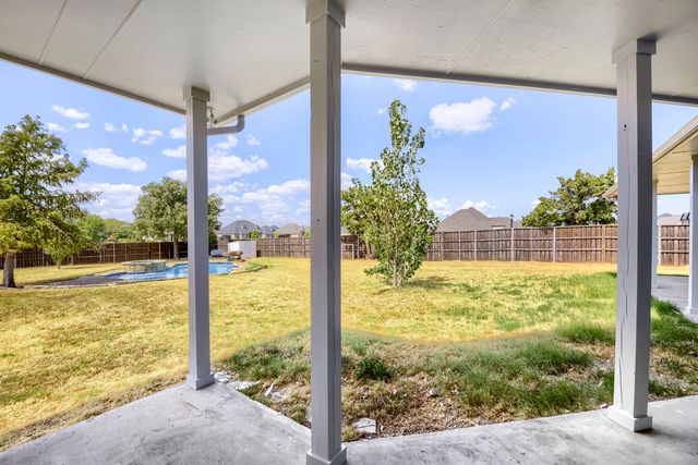 201 N Garza Road, Shady Shores, TX 76208